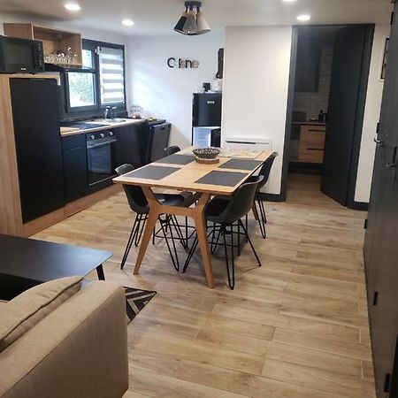 Cosy Lejlighed Coubron Eksteriør billede