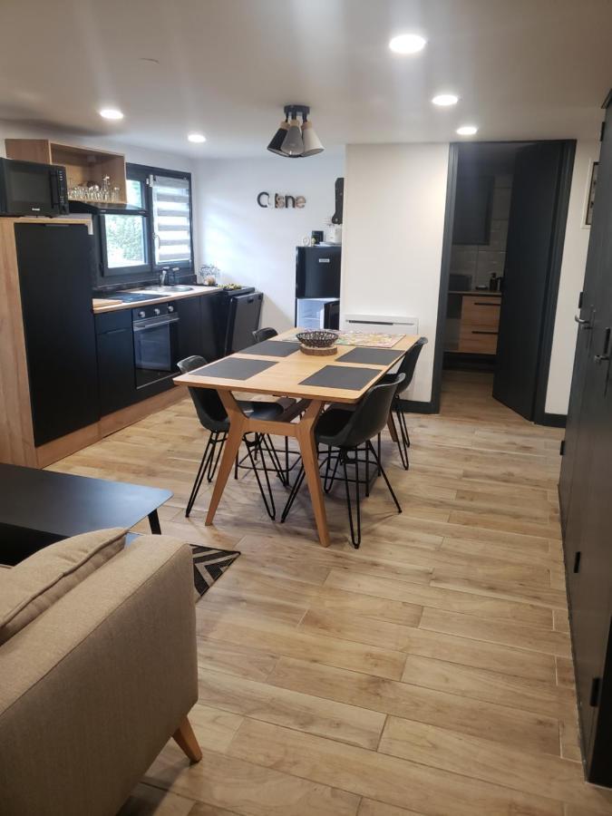 Cosy Lejlighed Coubron Eksteriør billede
